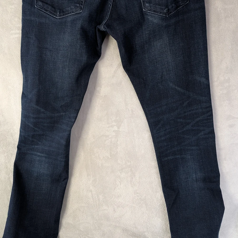 Lucky Brand 410 Athletic Straight Jeans Mens 31x32 Dark Wash Button Fly Stretch - Picture 7 of 10